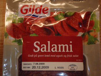 Gói thực phẩm này vẫn sử dụng an toàn, vẫn được phép bán, dù đã quá hạn “best before” (best for), nhưng sẽ bị vứt bỏ do thiếu hiểu biết