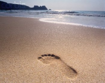 Những bước chân tiếp cận được với mặt đất là những khoảng thời gian mình tiếp xúc được với chính mình