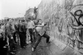 berlin-wall-1