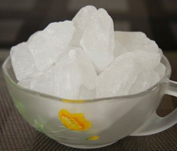 Đường phèn và đường cát được xem là đường tinh khiết (99,9%), không có một chút dinh dưỡng nào cả (vitamin, khoáng,…), ngoại trừ sinh năng lượng.