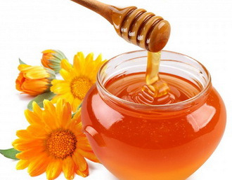 Ong hút mật từ hoa để làm ra mật ong, nên chất lượng, hương vị của mật ong tùy thuộc vào loại hoa và mùa hoa nở